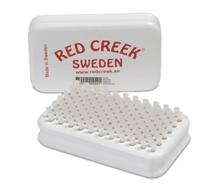 Щетка RED CREEK белый нейлон жесткий 2040